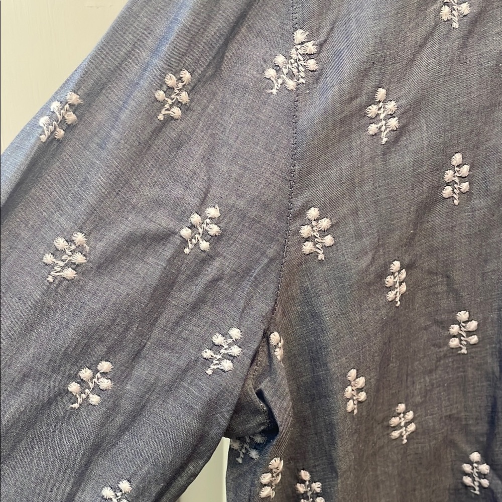 NWT LOFT “the softened” Blue Floral Embroidered Shirt - Picture 8 of 11